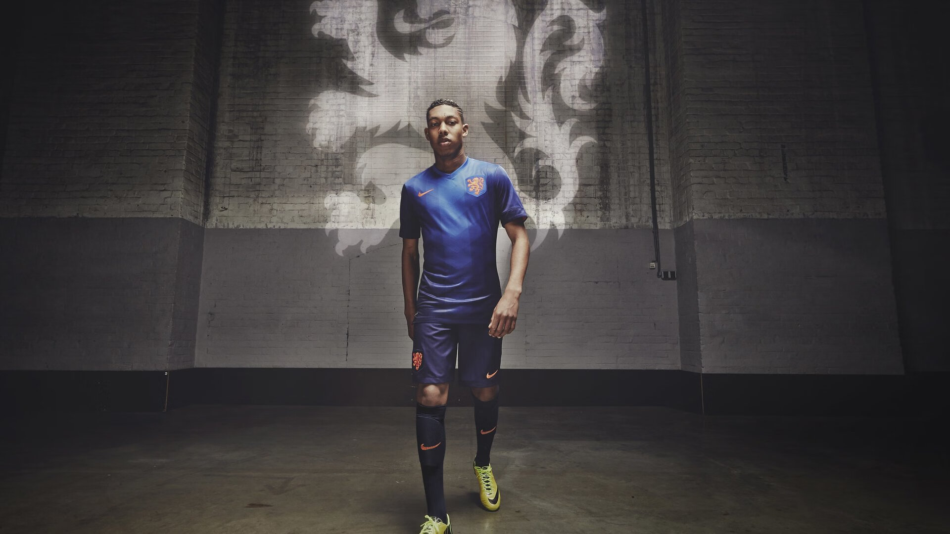 PSG明星球员发挥稳定，海湾者苦寻破绽