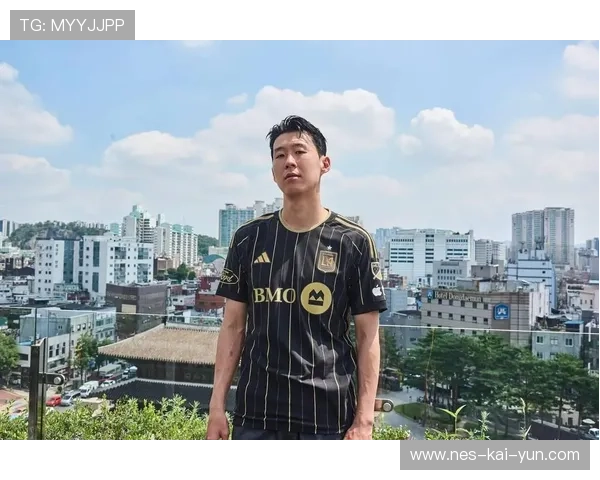 亚洲一哥的速度！33岁孙兴慜两度狂飙半场传射，踩单车过人爆杆，孙兴慜亚洲预选赛